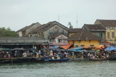 Hoi An market