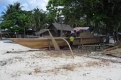 logon.malapascua.boat_.building