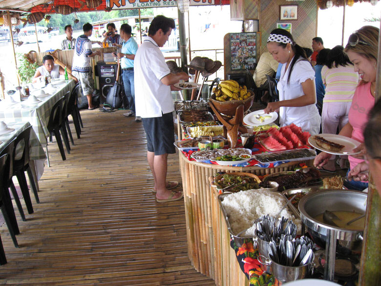 Floating Restaurant Buffet