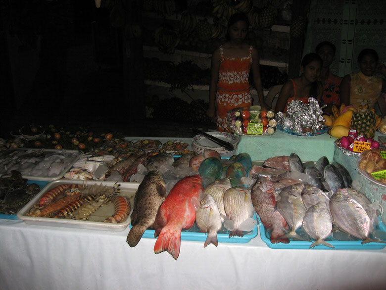 Fresh seafood on Alona Beach